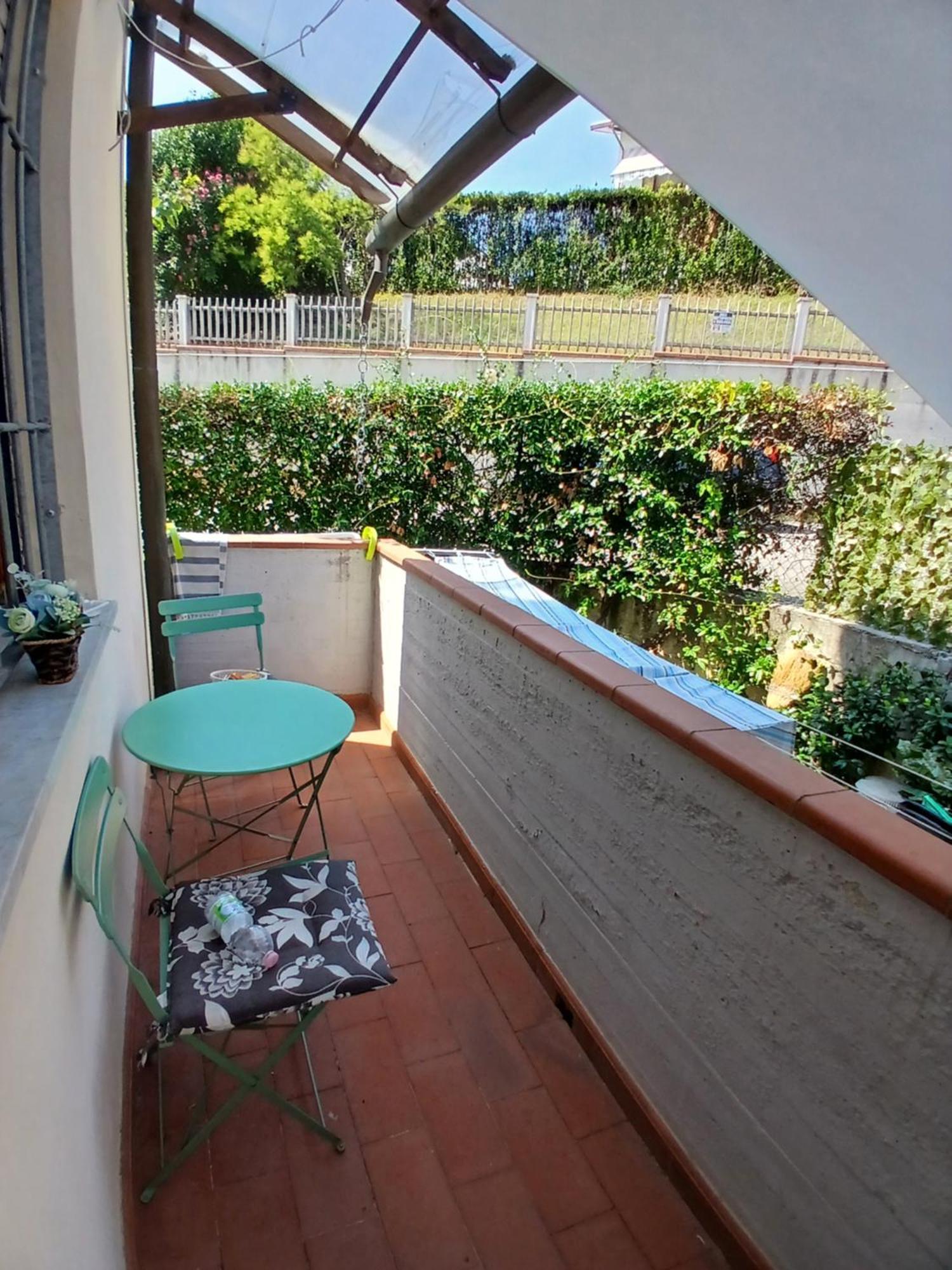 Il Melograno B&B With Private Bathrooms Aulla Bagian luar foto